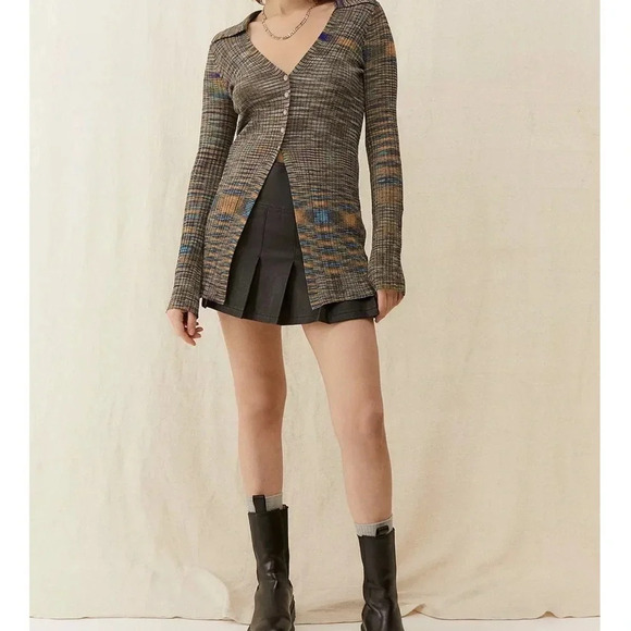 UO knit button down collared long sleeve printed Flyaway Cardigan size Medium - Picture 2 of 11